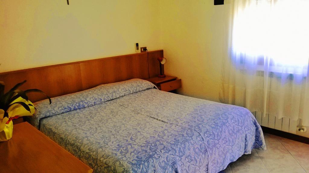 Due Palme Otel Caorle Dış mekan fotoğraf